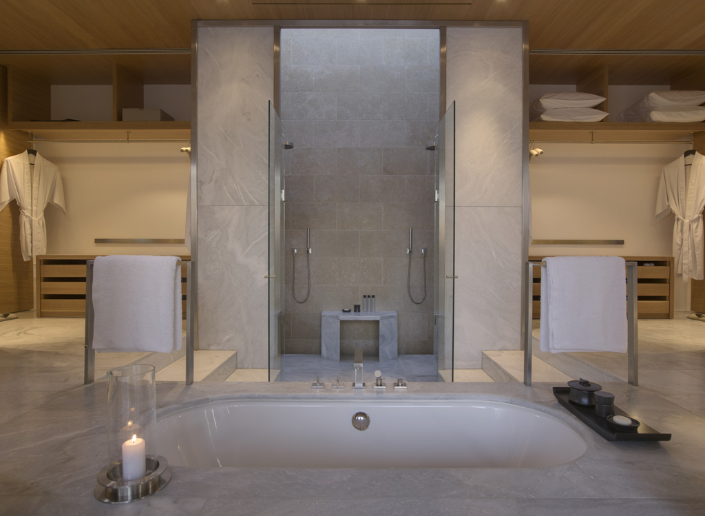 Amanzoe, Grèce - Salle de bain Amanzoe, Grèce - Salle de bain