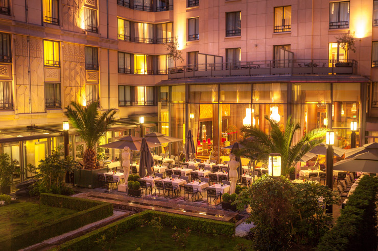 Terrasse du Patio Soir - Hotel du Collectionneur.jpg Terrasse du Patio Soir - Hotel du Collectionneur.jpg
