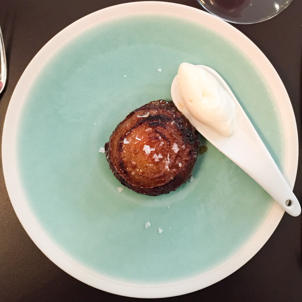 Le George - Four Seasons George V - Tarte tatin d’oignon