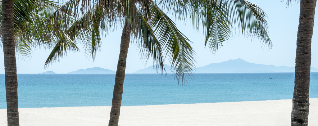 Luxe ultime, le Four Seasons The Nam Hai donne accès à une plage privée longue d’un kilomètre