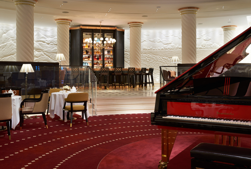 C’est ici, au son du piano, que sera servi le traditionnel afternoon tea britannique