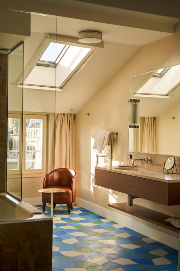 Hotel_du_sentier©Crédit Bastien Rossi