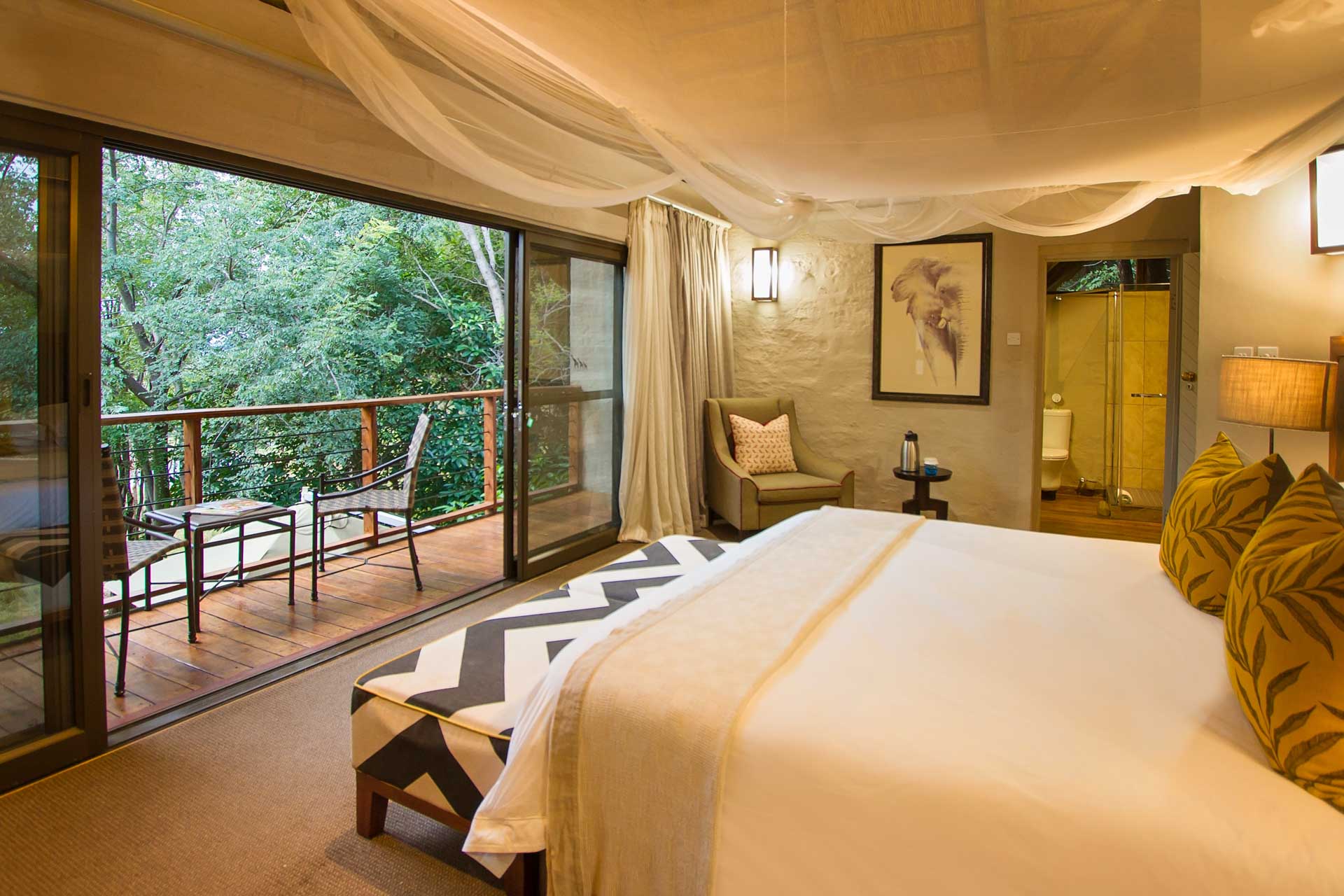 Victoria Falls Safari Lodge