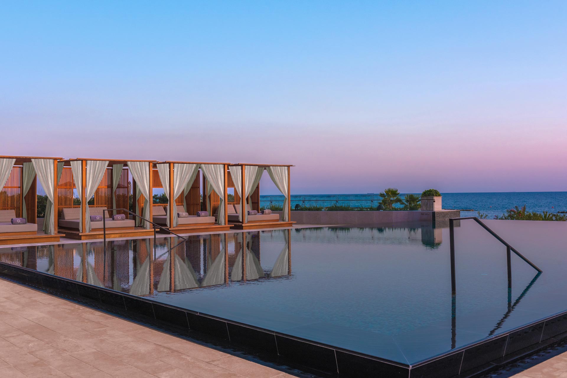 Amara pool 