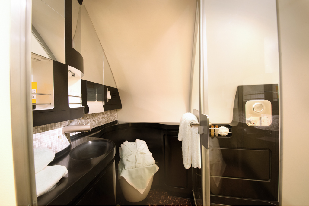 A380 - Etihad Airways - Cabine The Residence - Salle de bain privative