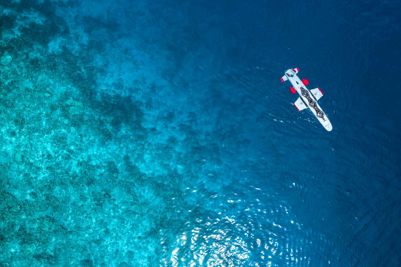 Four Seasons Maldives at Landaa Giraavaru - Sous-marin Super Falcon 3S - Vue aérienne