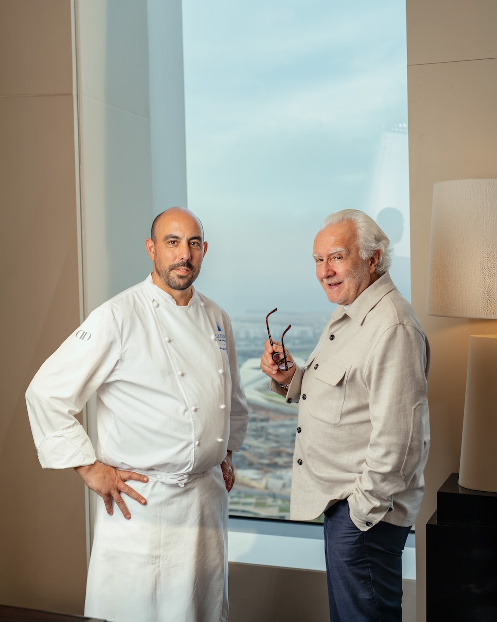 Alain Ducasse et le chef Morgan Perrigaud au restaurant Aldabaran, Rabat © DR Alain Ducasse et le chef Morgan Perrigaud au restaurant Aldabaran, Rabat © DR