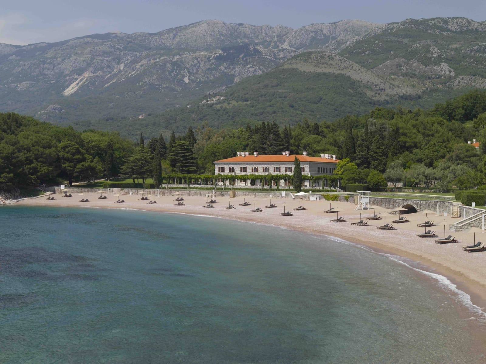 La King’s Beach et la villa au loin © AMAN