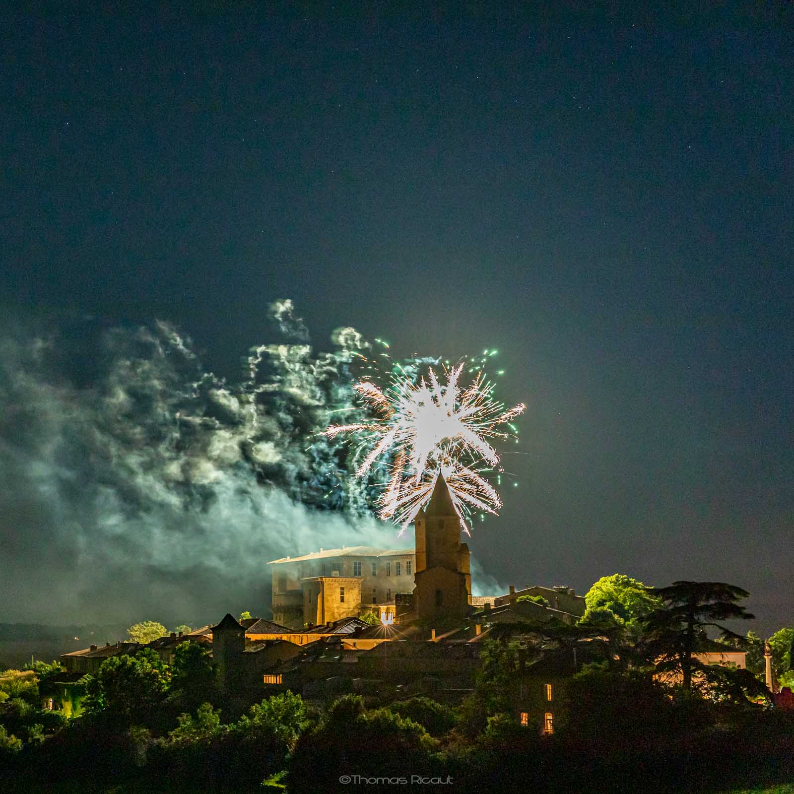 Feu d’artifice sur Lavardens © Thomas Ricaut