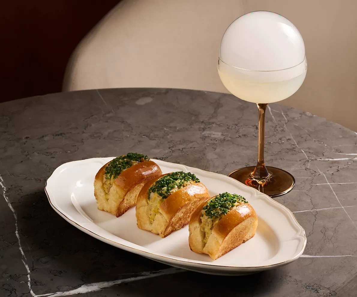 Sun-kissed crab, une création World Cocktail Months © MGallery | Accor