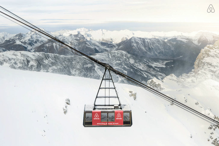 La station de Courchevel et Airbnb offrent la possibilité exceptionnelle de passer une nuit dans un téléphérique. La station de Courchevel et Airbnb offrent la possibilité exceptionnelle de passer une nuit dans un téléphérique.