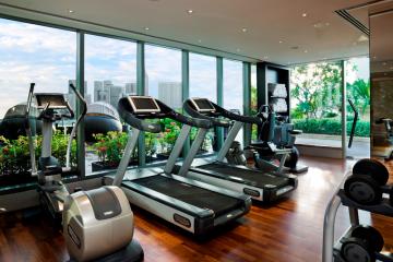 Fitness avec vue | © The Fullerton Bay Hotel