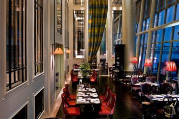 Le Clifford est le principal restaurant de l’hôtel| © The Fullerton Bay Hotel