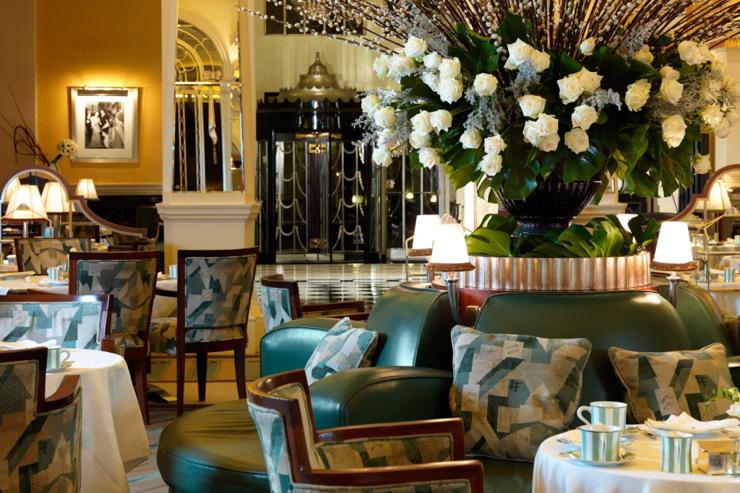 Afternoon Tea at Claridge’s - La très chic Reading Room