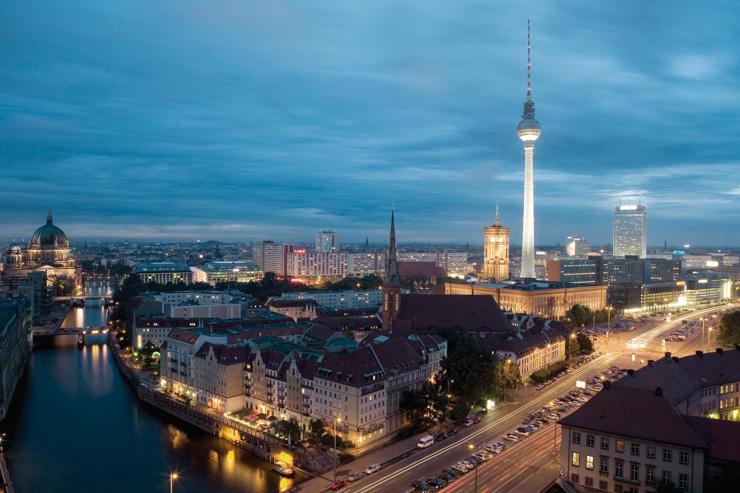 Vue de Berlin et de sa célébrissime Fernsehturm (Tour de TV)