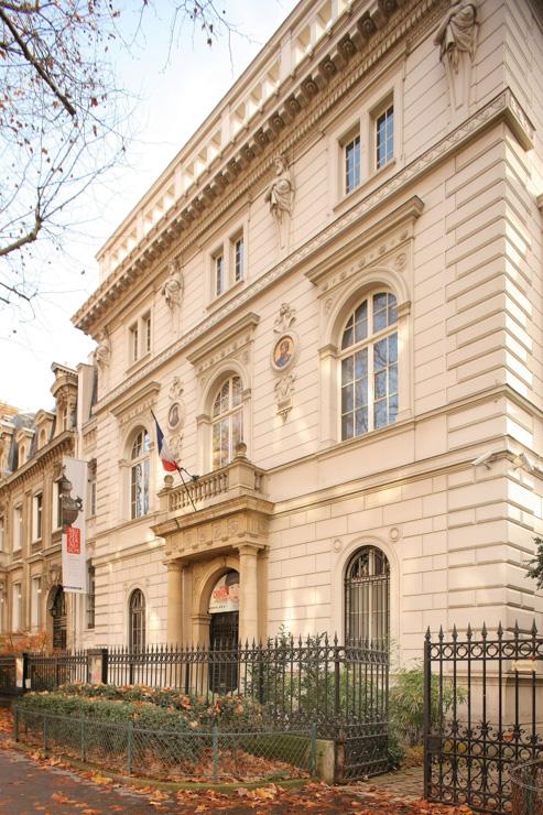 Façade du Musée Cernuschi, à côté du Parc Monceau