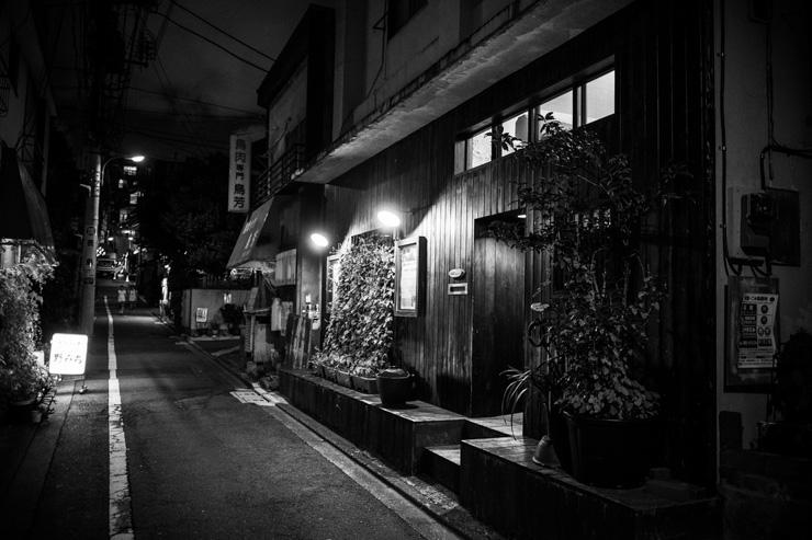 Ruelle de Kagurazaka vue de nuit