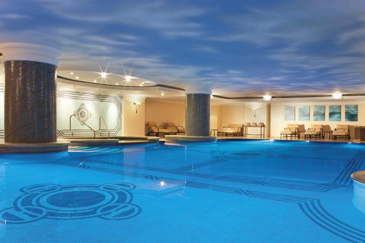 Ritz-Carlton Istanbul - Piscine intérieure