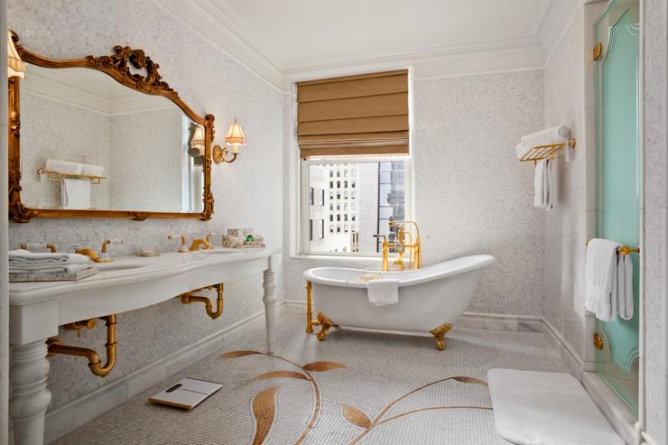 The Plaza Hotel - Salle de bain