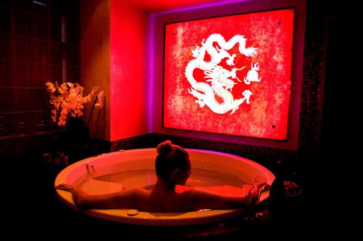 Buddha Bar Hotel Prague - Jacuzzi