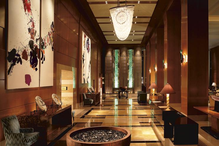 The Ritz-Carlton Tokyo - Lobby