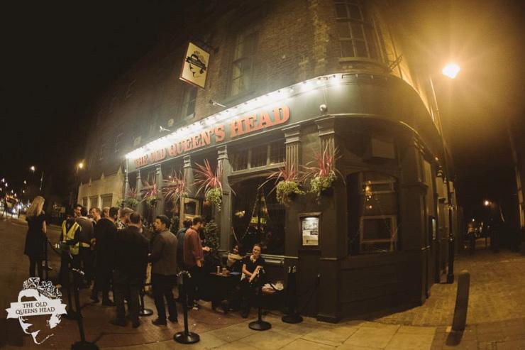 The Old Queen's Head - Extérieur du pub