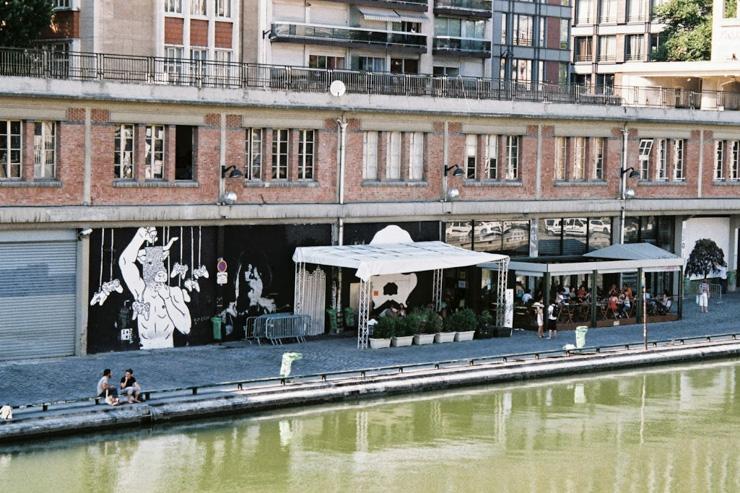 La terrasse du Point Ephémère sur le Canal Saint-Martin