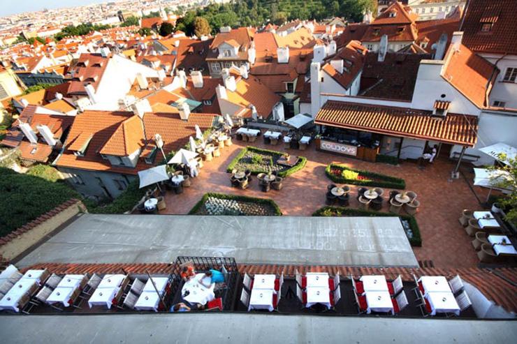 La terrasse rooftop du Cowboys