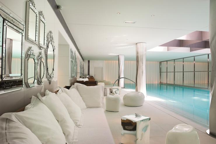 Spa My Blend by Clarins au Royal Monceau Raffles - Au bord de la piscine