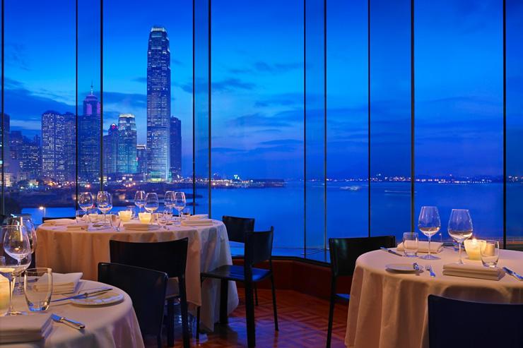 One Harbour Road au Grand Hyatt Hong Kong - Restaurant avec vue