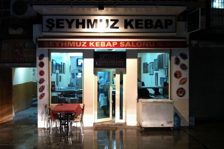 Façade du Seyhmuz Kebap