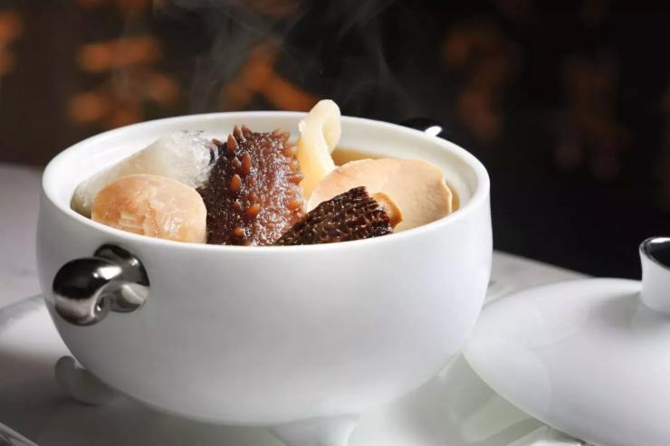 Cuisine gastronomique du Lai Ching Heen