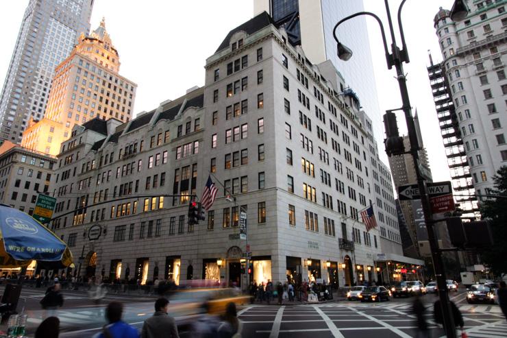 Bergdorf Goodman - Vue extérieure du magasin sur la 5ème Avenue