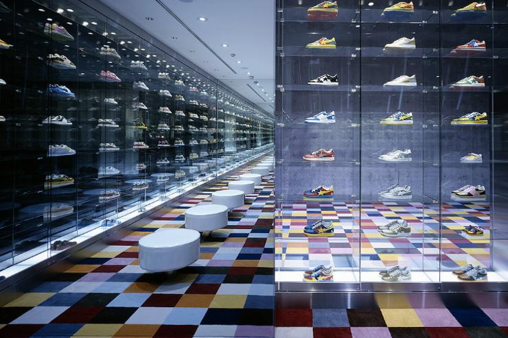 BAPEXCLUSIVE Aoyama - Intérieur du magasin