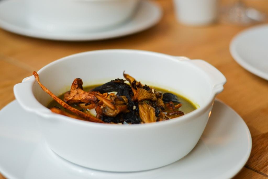 Fricassée de champignons (shitakés, pleurotes, champignons de Paris) © Mélissa Leroux