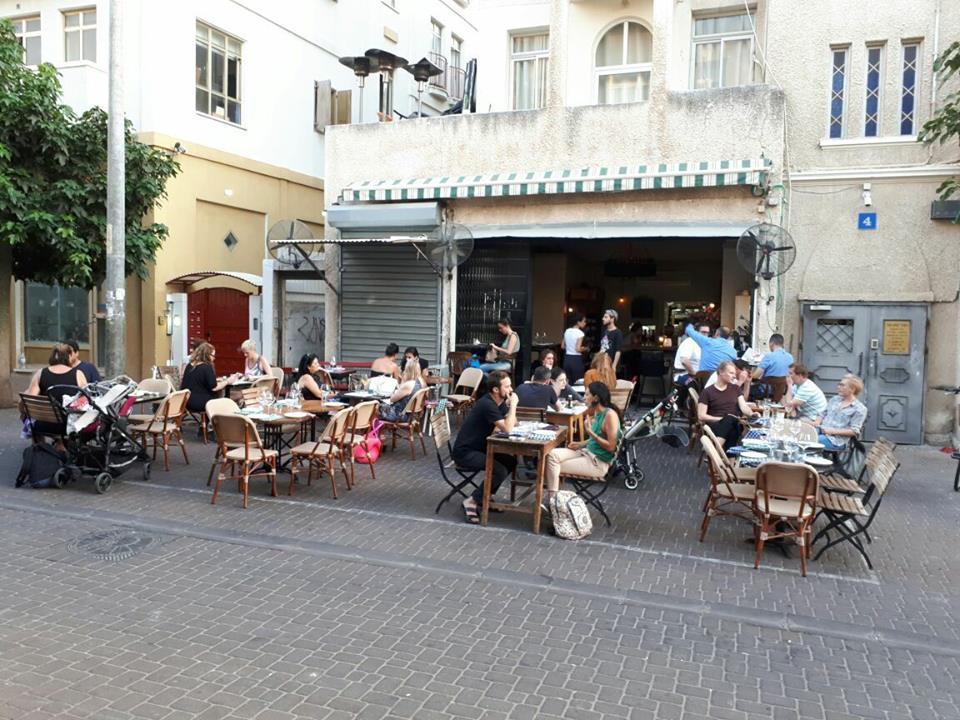 Habasta et sa terrasse sans prétentions à côté du shuk © DR