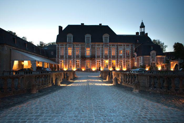 Le Château d’Étoges, l’un des plus beaux châteaux-hotels de la région © Château d’Étoges