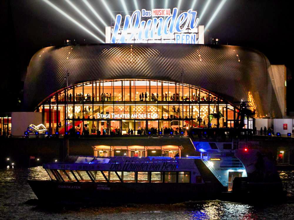 L’un des théâtres au bord de l’Elbe où sont jouées exclusivement des musicals © Stage Entertainment