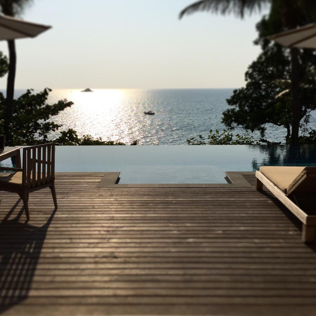 Vue depuis la terrasse d’une Ocean View Pool Villa