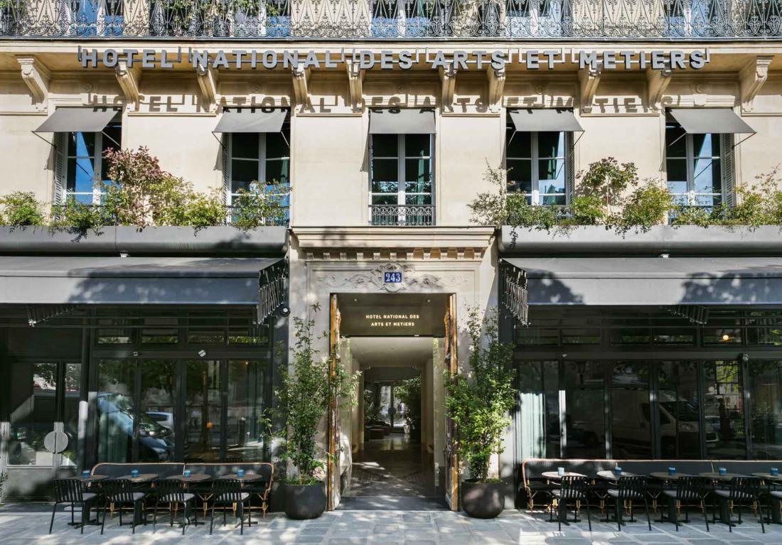 Entre Montorgueil et du Haut Marais, l’Hôtel National des Arts & Métiers est la nouvelle adresse qui buzze à Paris