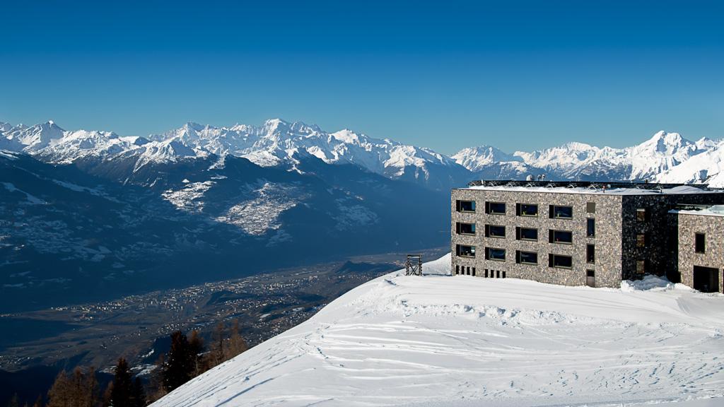 L’hôtel dispose de vues à couper le souffle sur le paysage alpin environnant