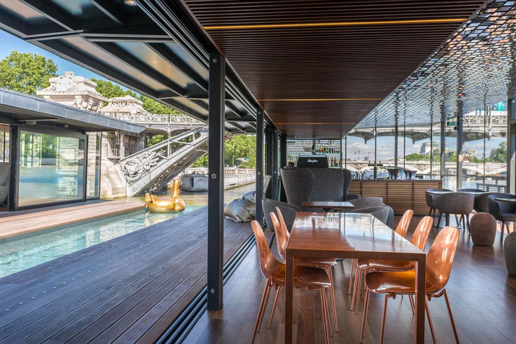 C’est ici qu’est installé le bar de l’hôtel, promis à séduire la clientèle parisienne