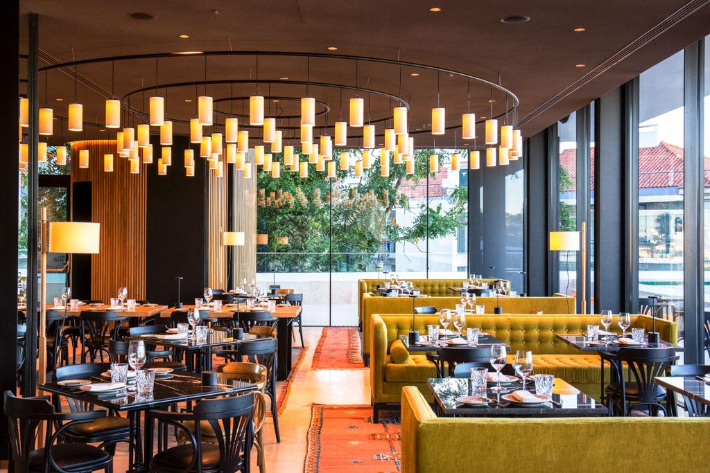 Le Café Colonial, sous l’égide du chef portugais Vasco Lello, célèbre la cuisine de culture lusophone