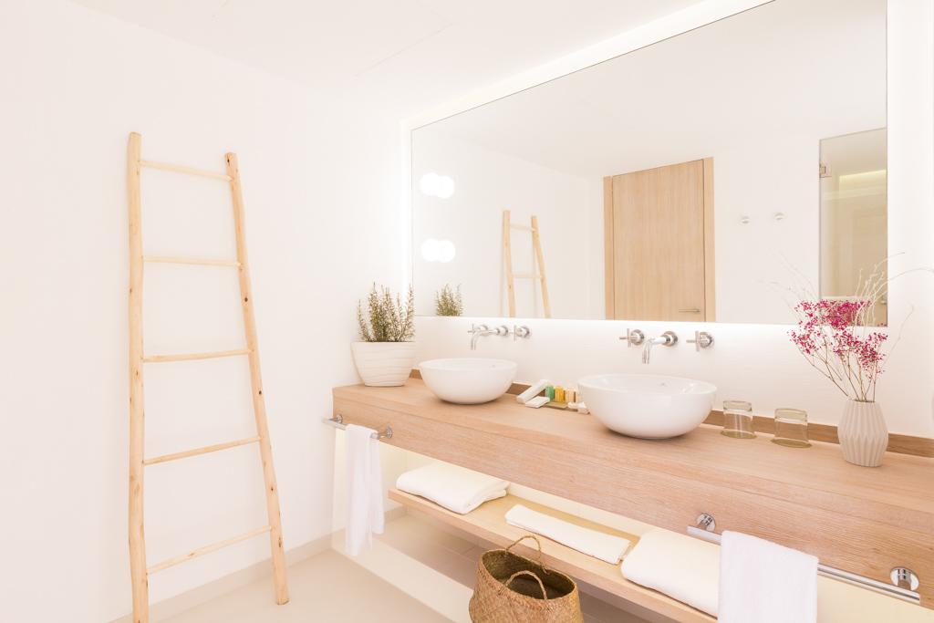 ... comme ces salles de bain surdimensionnées