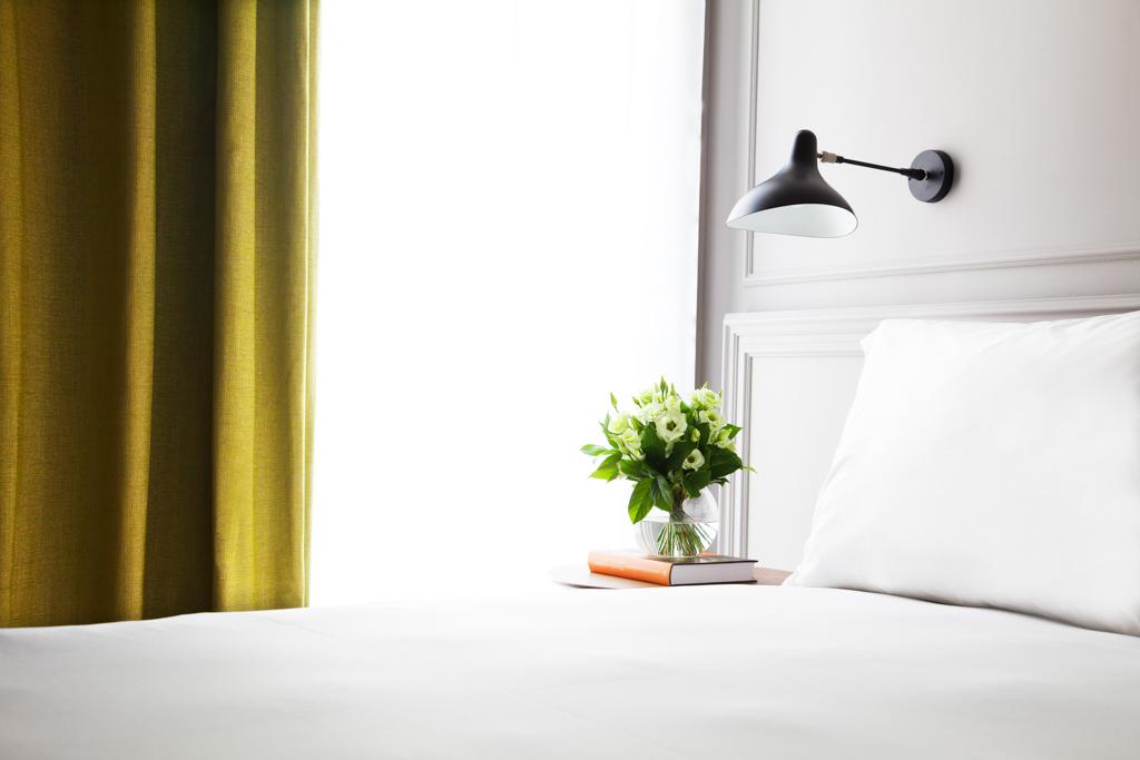 Les intérieurs de l’hôtel ont été réalisés par l’agence de design Corium, basée à Barcelone