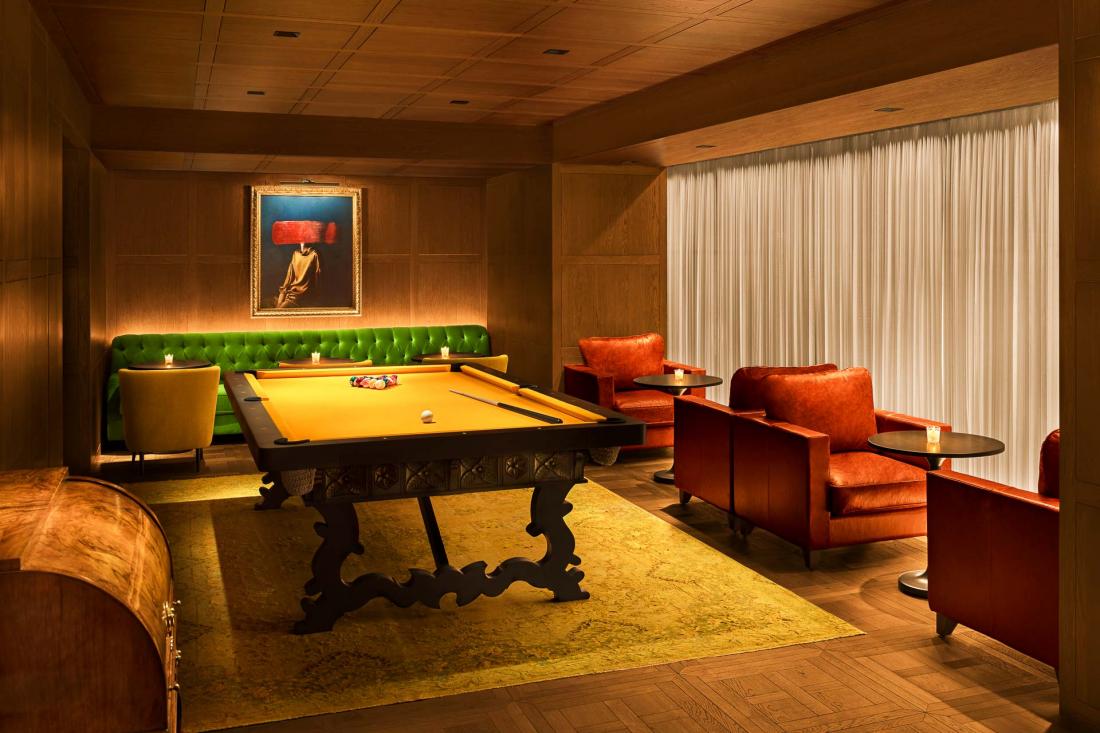 ... ou faire une partie de billard en bonne compagnie