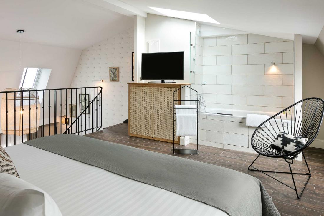 ... et d’une chambre façon cocon à l’étage