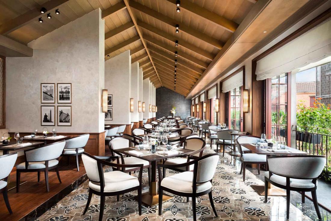 Le Capella Shanghai Jian Ye Li abrite enfin Le Comptoir de Pierre Gagnaire