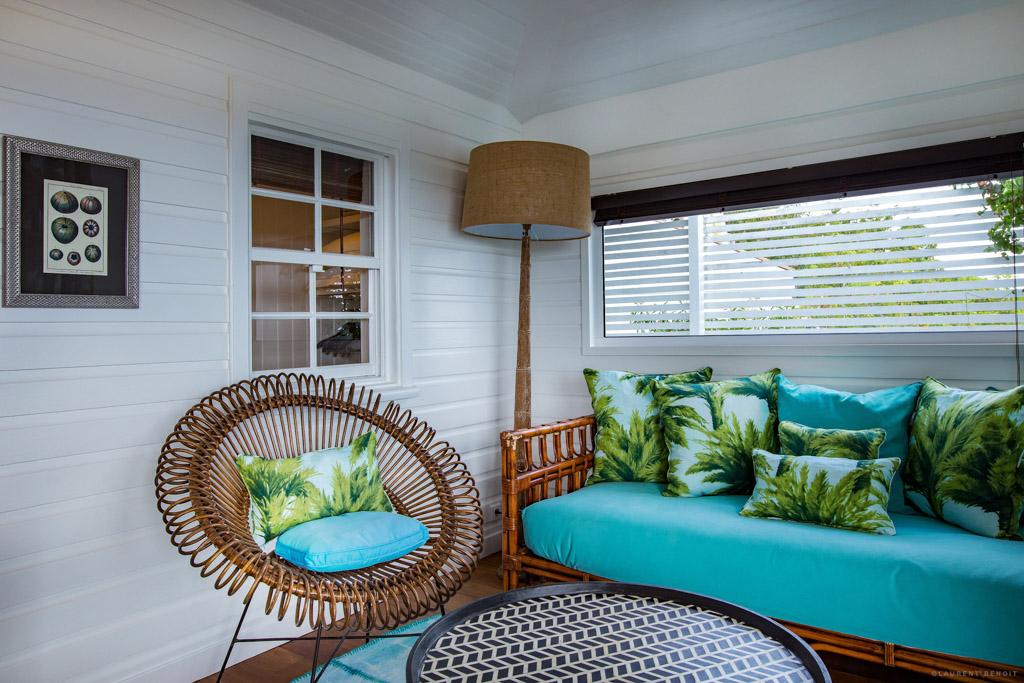 À noter que chaque bungalow se prolonge d’une terrasse entourée de verdure exotique