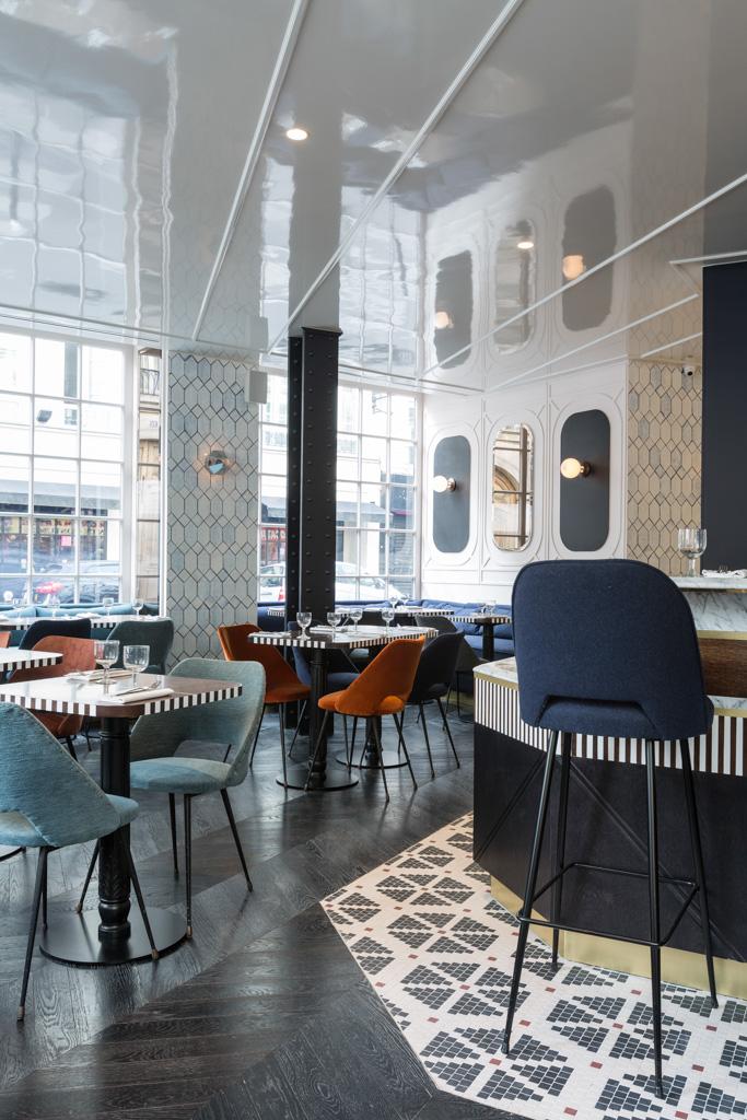 Au rez-de-chaussée, le restaurant de l’hôtel a été confié à David Lahner déjà à l’origine des succès de Vivant, Racines, Racines 2 et du Caffé Stern